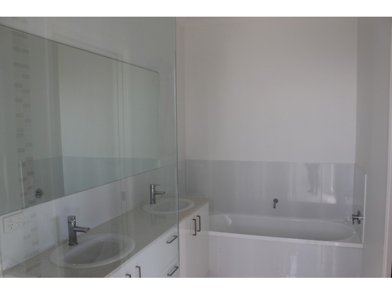 39 Gosden Drive, Dalby QLD 4405