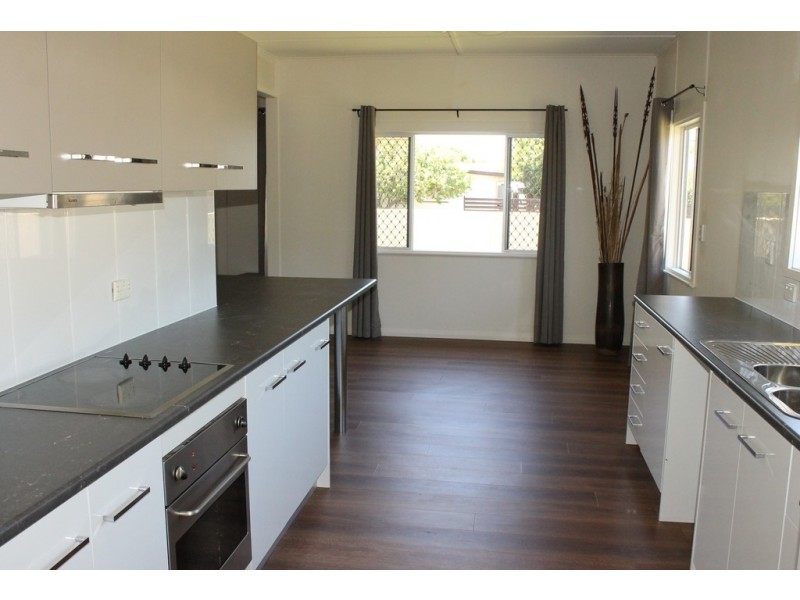 44 Curtis Street, Dalby QLD 4405