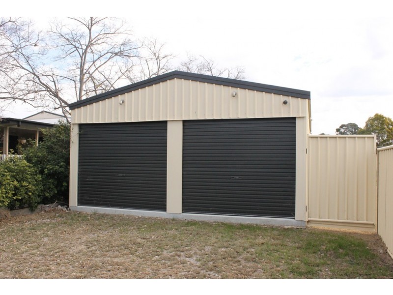 44 Curtis Street, Dalby QLD 4405