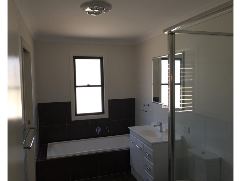 1/19 Bunya Street, Dalby QLD 4405