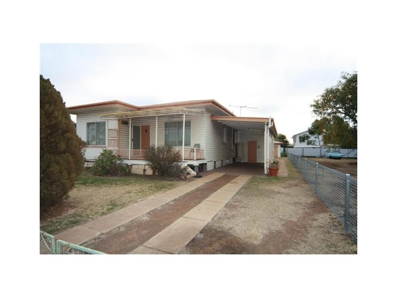 37 Hospital Road, Dalby QLD 4405