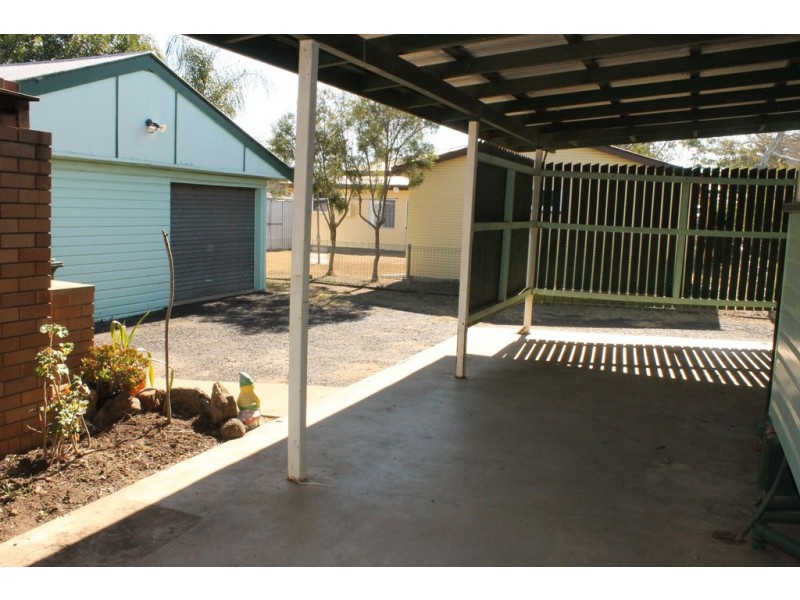 18 Geisel Street, Dalby QLD 4405