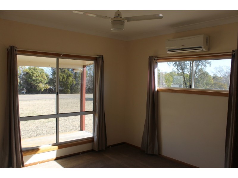 17 Jackara Court, Dalby QLD 4405