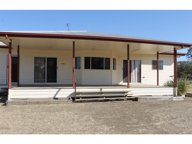 17 Jackara Court, Dalby QLD 4405
