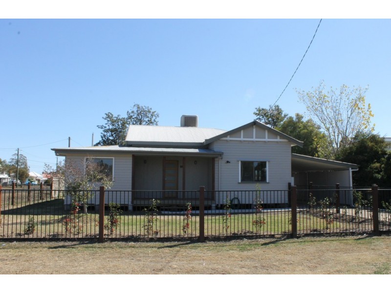 18 Orpen Street, Dalby QLD 4405