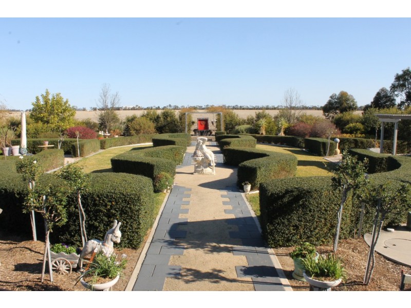 52 Diamond Drive, Dalby QLD 4405