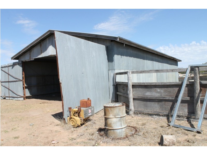 778 Benns Rd, Tara QLD 4421