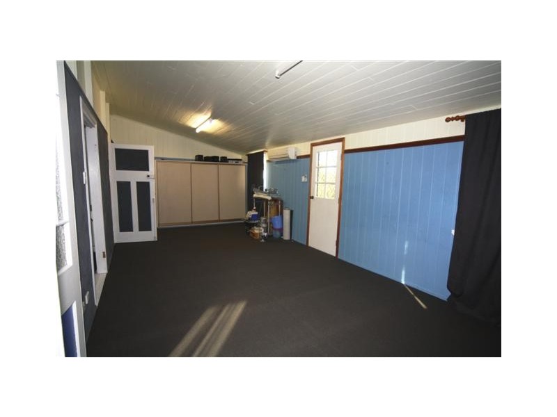55  Edward Street, Dalby QLD 4405