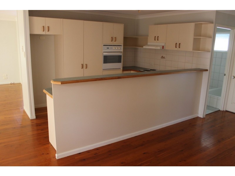 14 Lynette Street, Dalby QLD 4405