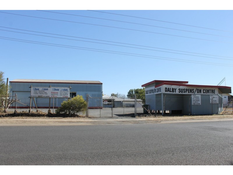33 Hospital Road, Dalby QLD 4405