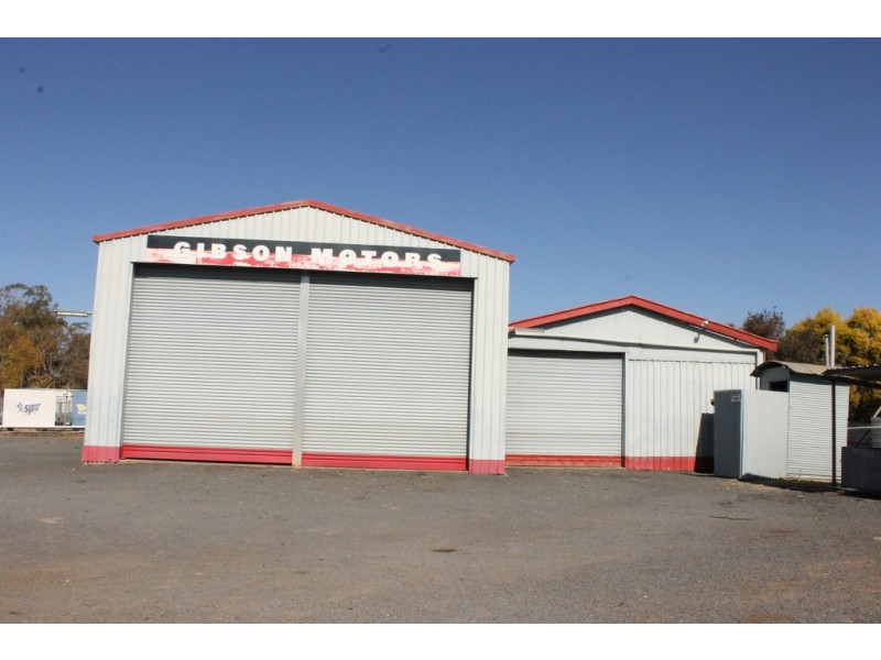 33 Hospital Road, Dalby QLD 4405