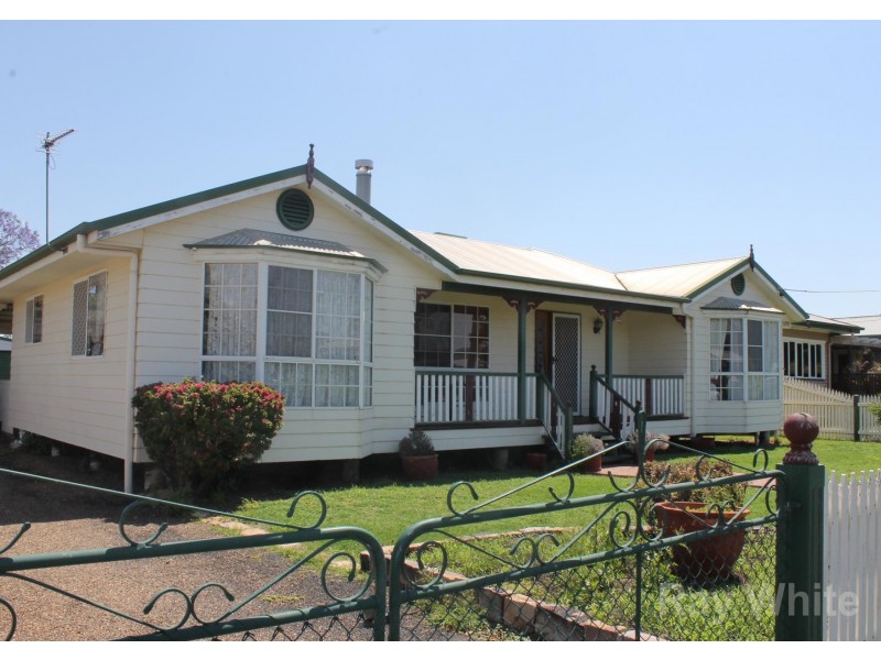 26 Wilkes Street, Dalby QLD 4405