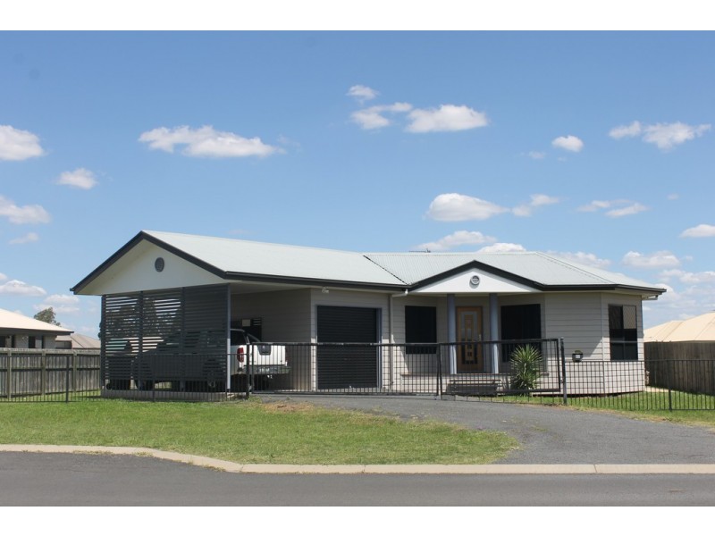 60 Diggers Drive, Dalby QLD 4405