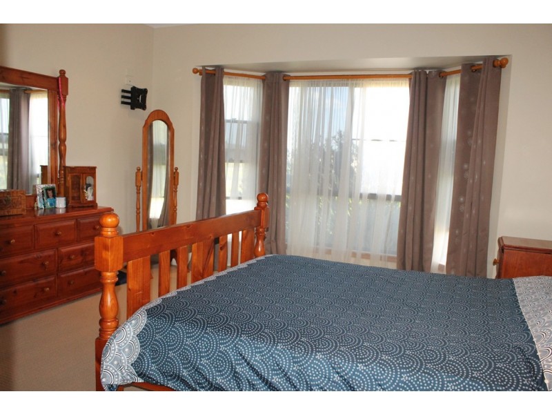 15 Rosina Court, Dalby QLD 4405
