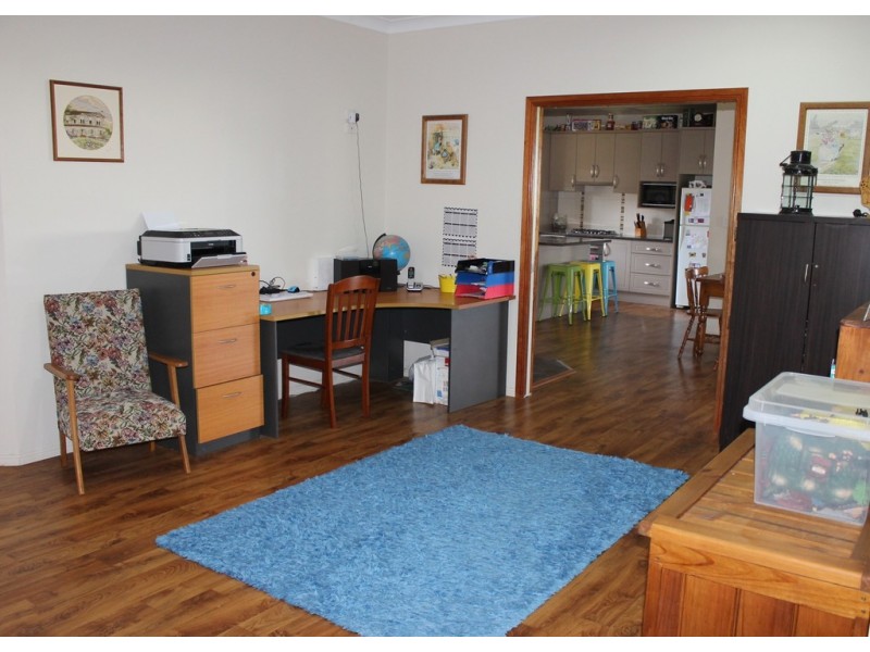 15 Rosina Court, Dalby QLD 4405