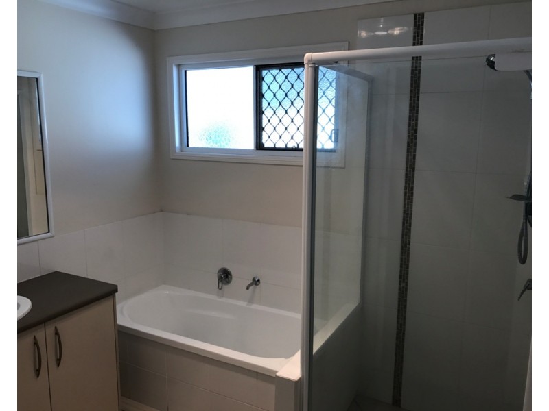 2/144 Condamine Street, Dalby QLD 4405