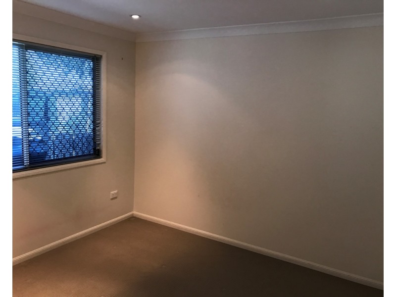 2/144 Condamine Street, Dalby QLD 4405