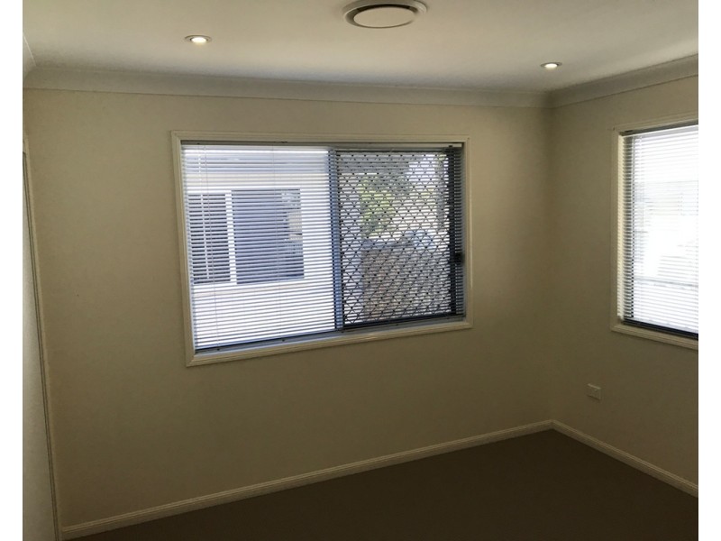 2/144 Condamine Street, Dalby QLD 4405