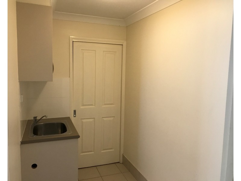 2/144 Condamine Street, Dalby QLD 4405