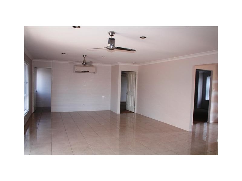 2A St Andrews Chase, Dalby QLD 4405