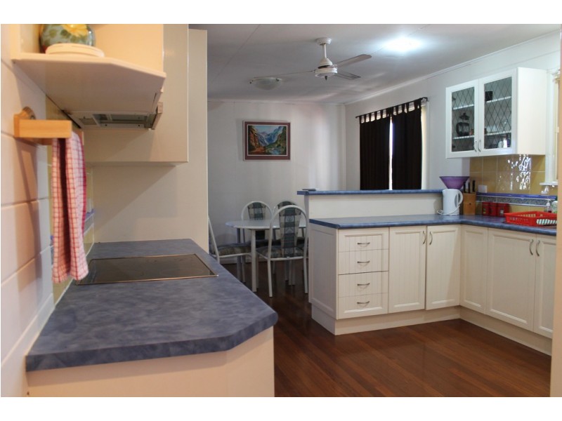 84-90 Nicholson st, Dalby QLD 4405