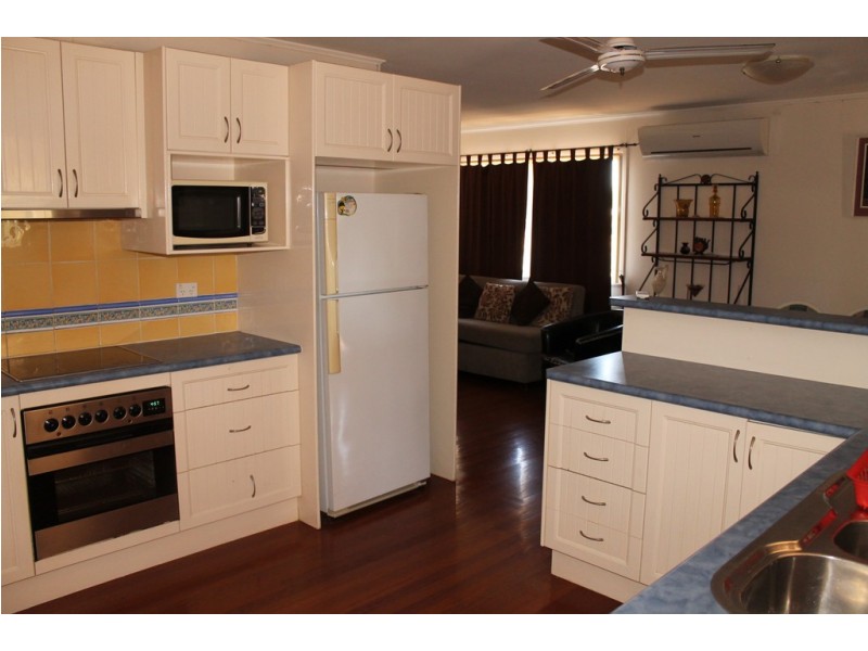 84-90 Nicholson st, Dalby QLD 4405