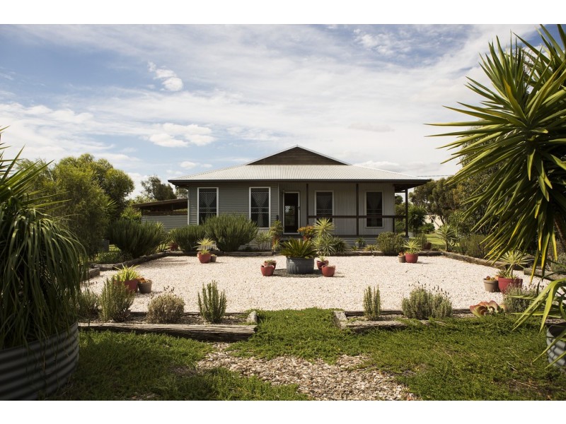 63 Seymours Road, Dalby QLD 4405