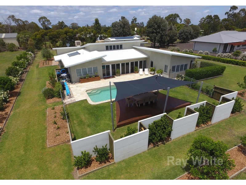 2 Banjo Patterson Place, Dalby QLD 4405