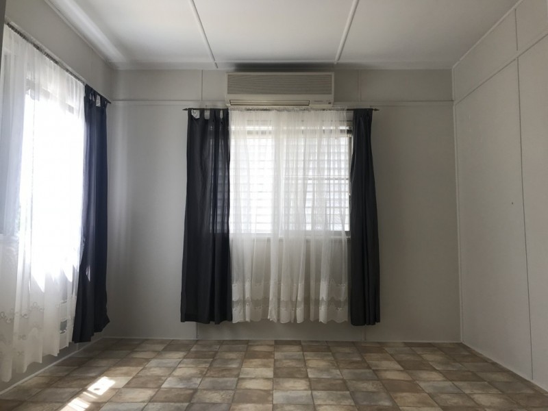 9 Vowles St, Dalby QLD 4405