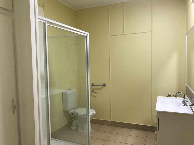 9 Vowles St, Dalby QLD 4405