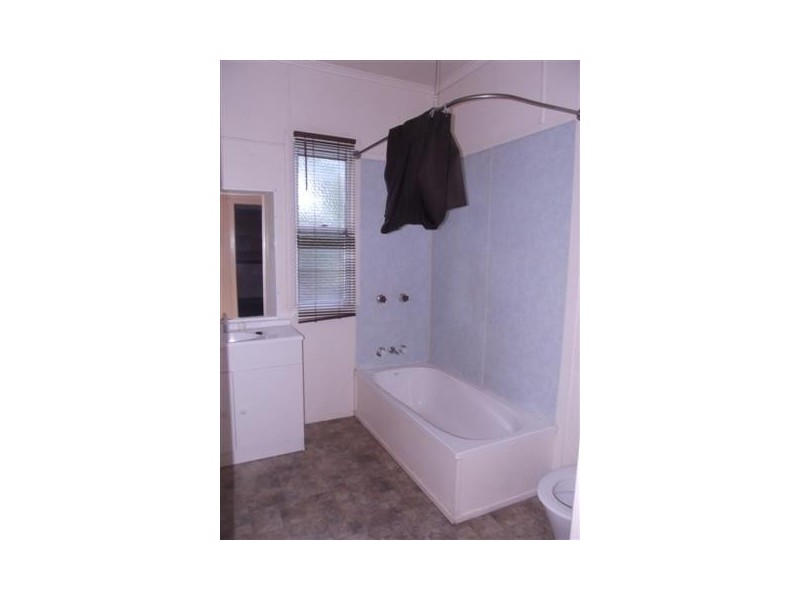 10 Hayden, Dalby QLD 4405
