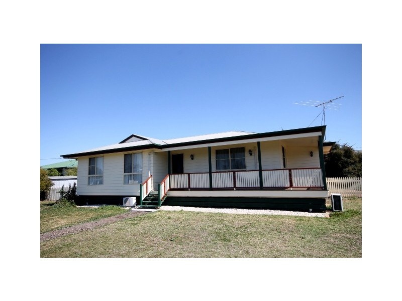 5 Mitchell Place, Dalby QLD 4405