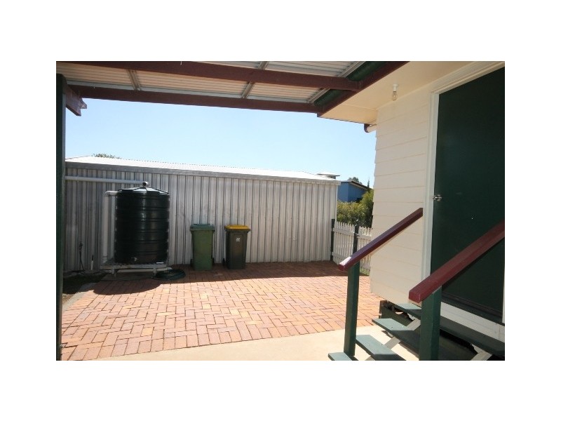 5 Mitchell Place, Dalby QLD 4405