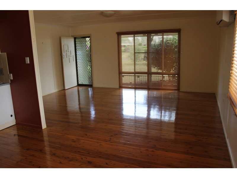 5 Hall St, Dalby QLD 4405