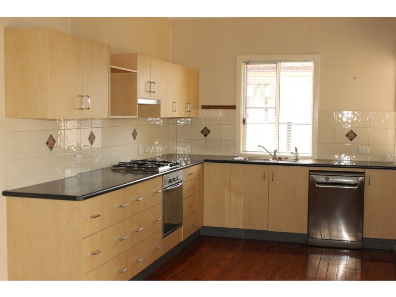 35 Alfred Street, Dalby QLD 4405