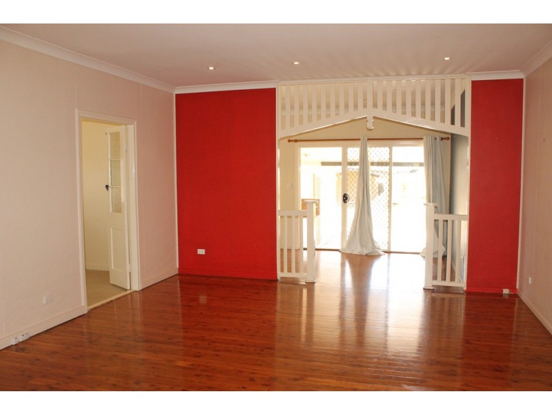 35 Alfred Street, Dalby QLD 4405