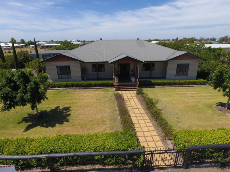 140 Sandalwood Avenue, Dalby QLD 4405