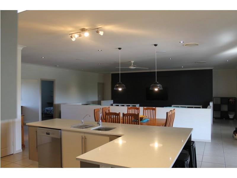 140 Sandalwood Avenue, Dalby QLD 4405