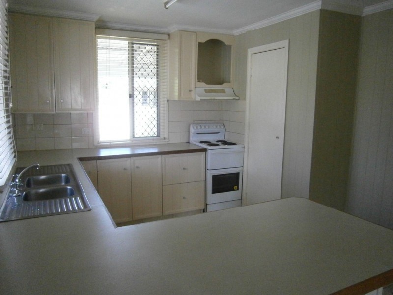82 Edward Street, Dalby QLD 4405