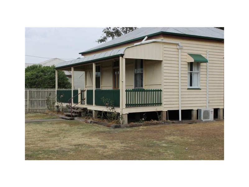 14 Horace Street, Dalby QLD 4405