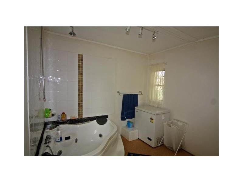 5 Drury Street, Dalby QLD 4405