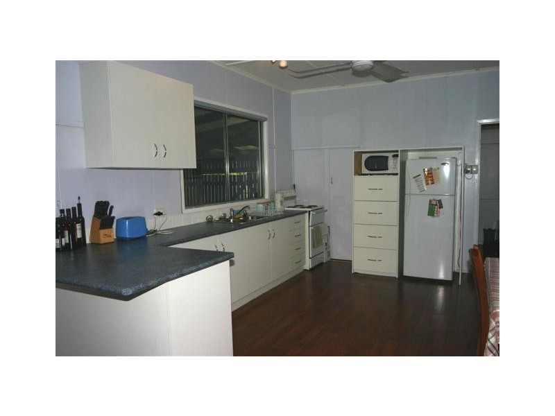 5 Walsh Street, Dalby QLD 4405