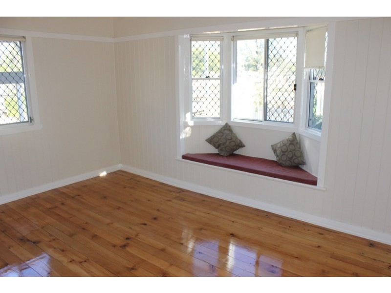 62 George Street, Jandowae QLD 4410