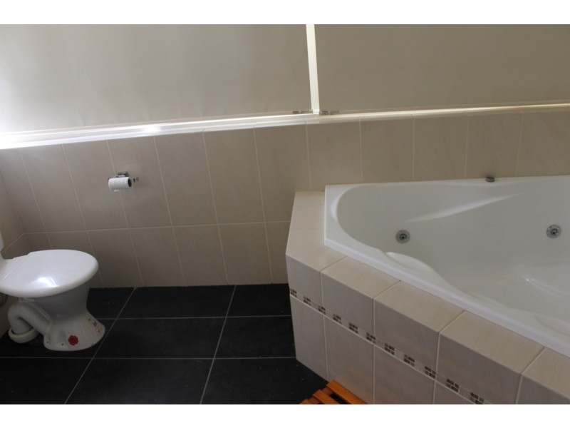 62 George Street, Jandowae QLD 4410