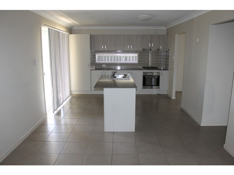 32 Gosden Drive, Dalby QLD 4405