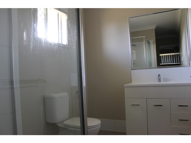 32 Gosden Drive, Dalby QLD 4405