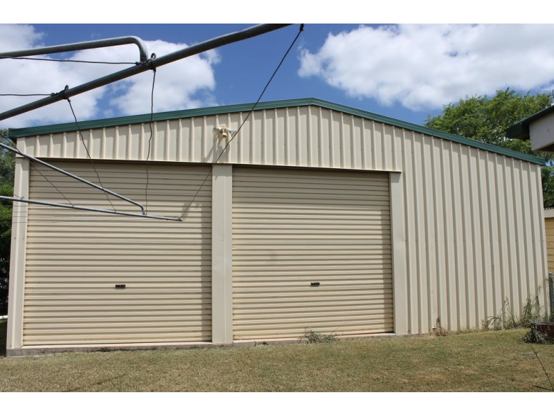 102 Pratten Street, Dalby QLD 4405