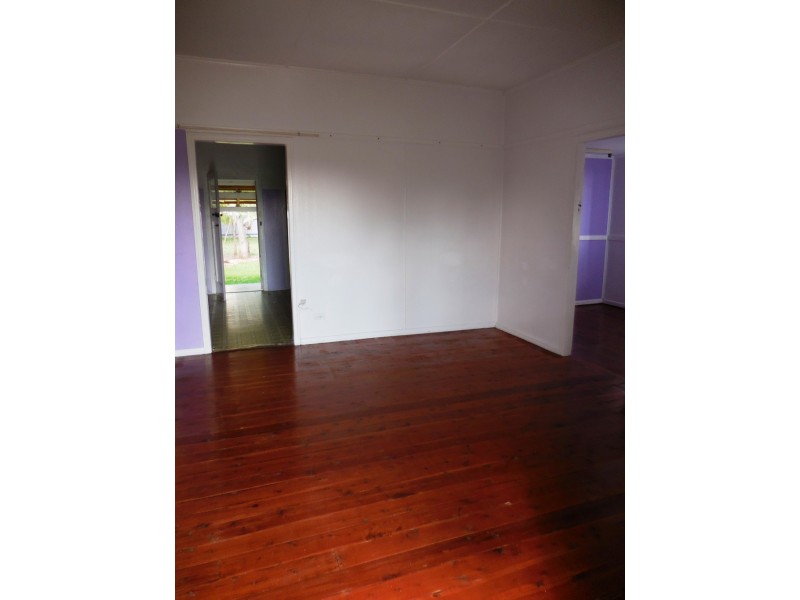 1 Blaxland Road, Dalby QLD 4405