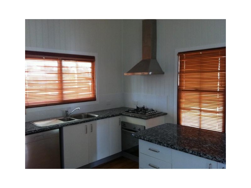 68  Coxen, Jandowae QLD 4410