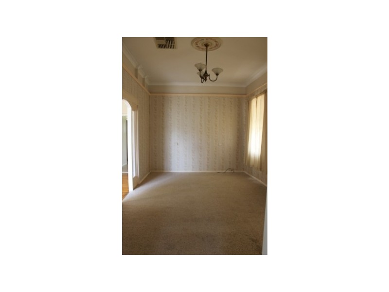 33 OWEN STREET, Dalby QLD 4405